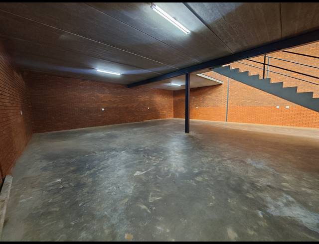250M² WAREHOUSE TO LET IN ORMONDE